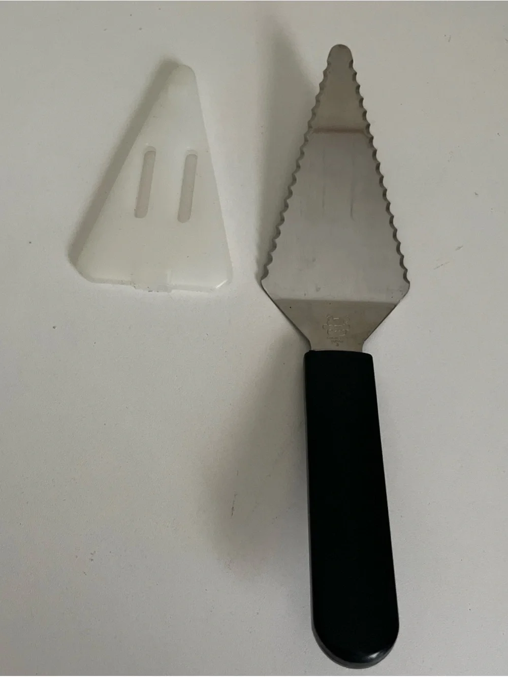 Pampered Chef Slice N Serve Pie Dessert Cutter Serrated Edge With Storage sleeve